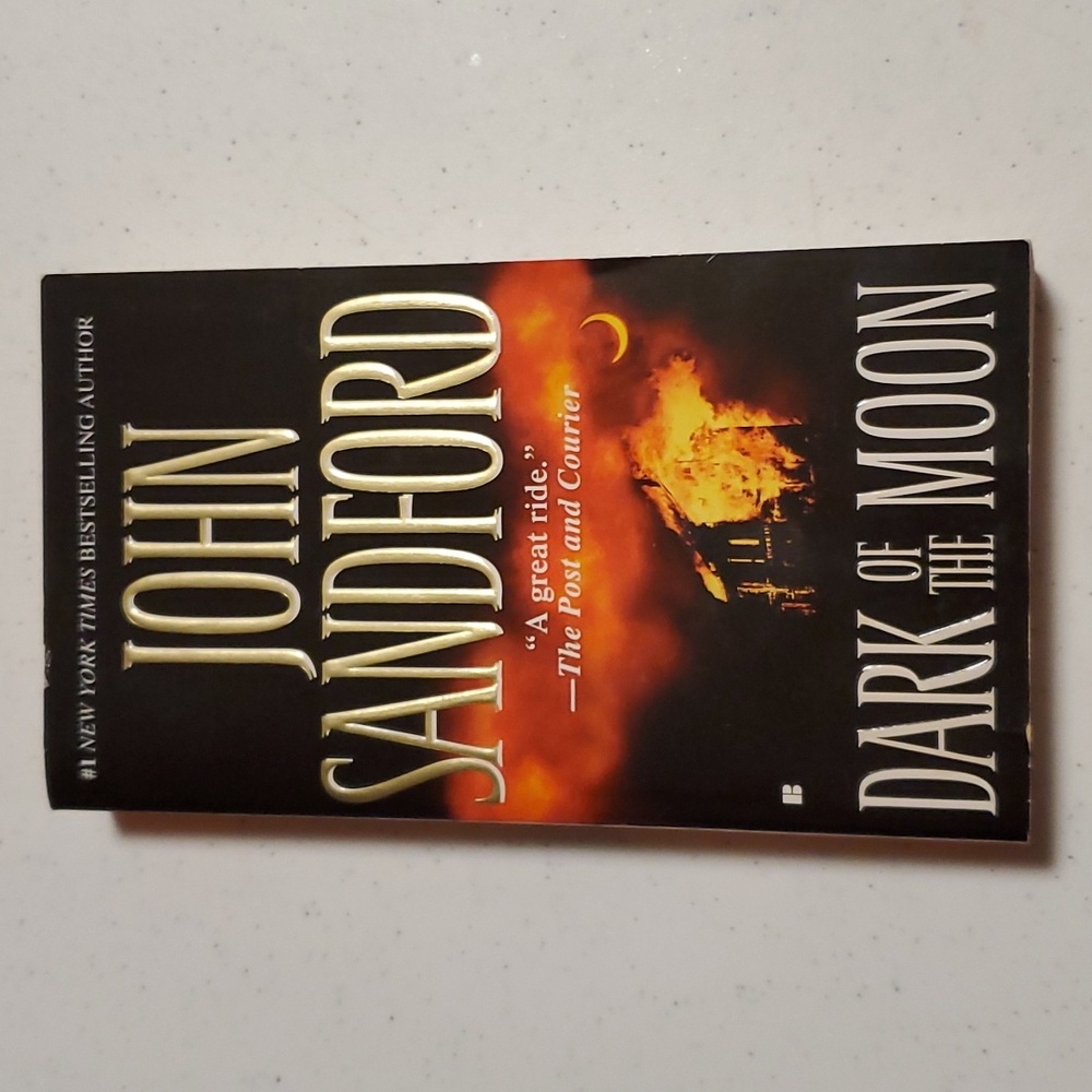 Dark of the Moon by John Sandford